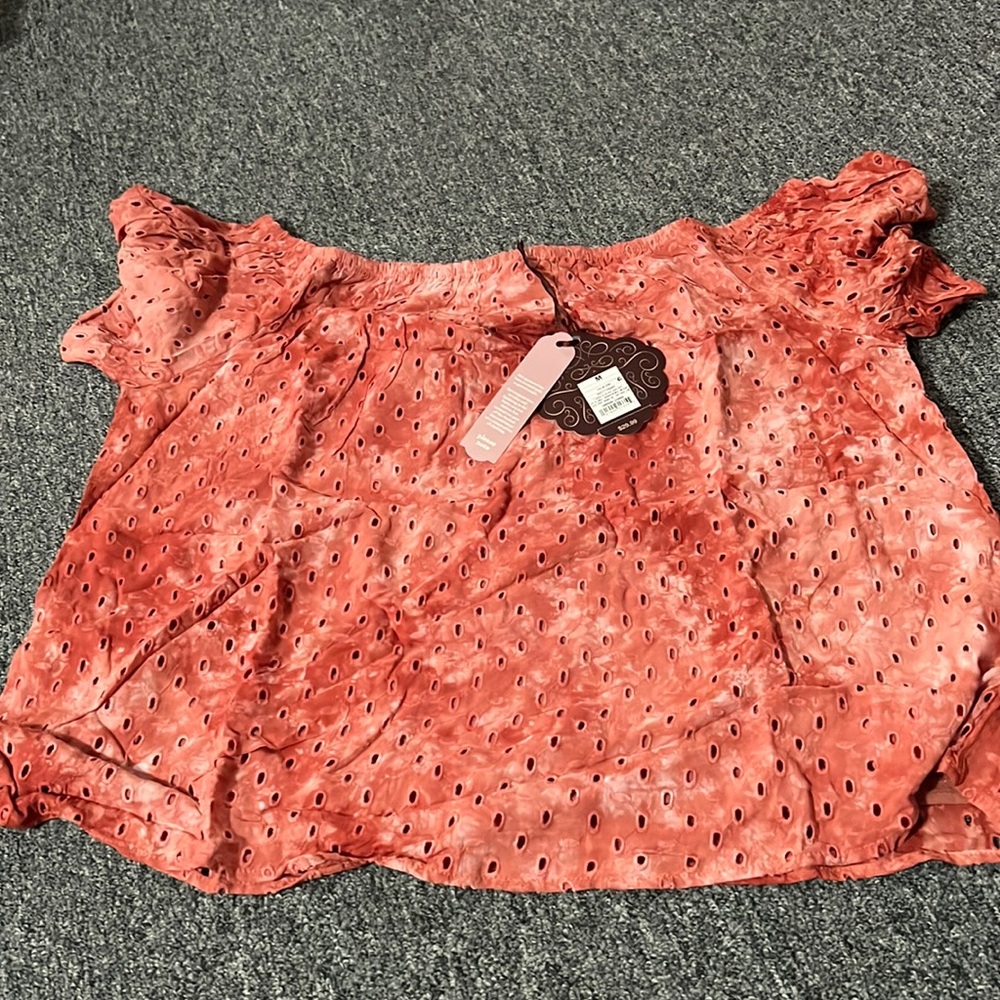 Super cute off the shoulder too